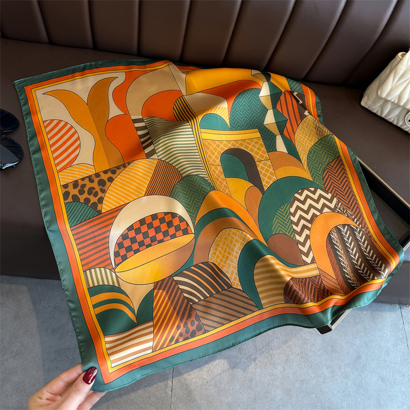 2026 New Geometry Print Silk S - đánh giá và giá Ascot Neck Scarf